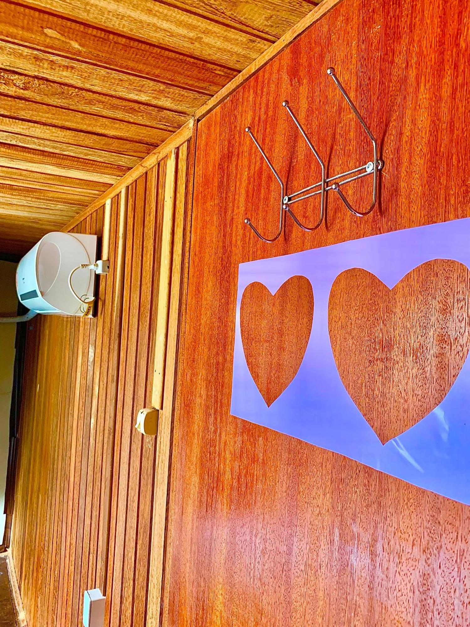 Hostel Mueller Na Praia De Mocambique Florianopolis Exterior photo